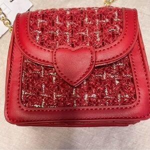 MINI RED HEART VALENTINE CROSSBODY BAG GOLD CHAIN NWT